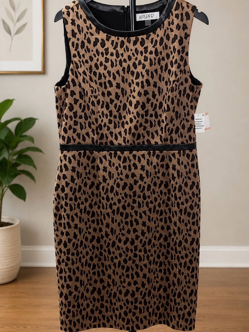 Kasper Leopard-Print Long jacket with Black faux leather Trim - Picture 4 of 9